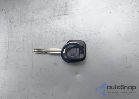 2005 Toyota Camry Le from USA, damaged, VIN 4T1BE32K65U048561